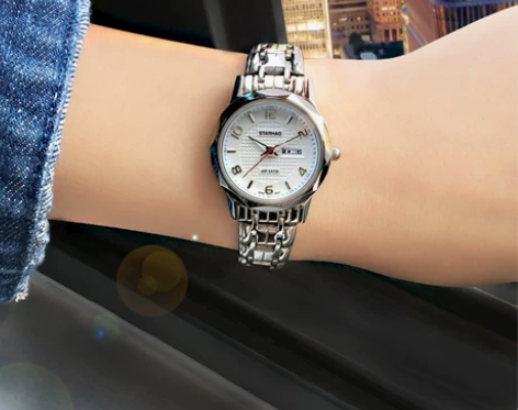 2019女士手表时尚潮流休闲女表防水日历夜...