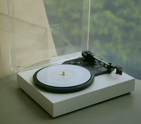 全新黑胶唱片机，可兼容不同尺寸的唱片，7寸...