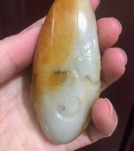 和田玉籽料白玉金黄皮、包真、苏工玉雕！实物...