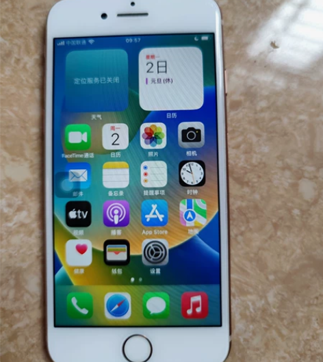 个人自用苹果8   64G，功能正常使用，...