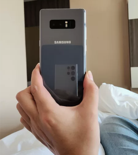 三星国行note8,灰色,全原装,屏幕碎了...