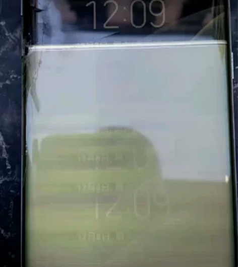 三星S7935O手机感兴趣的话给我留言吧！...