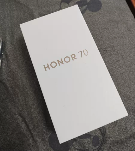 荣耀70国行正品5G网络，256G 12+...