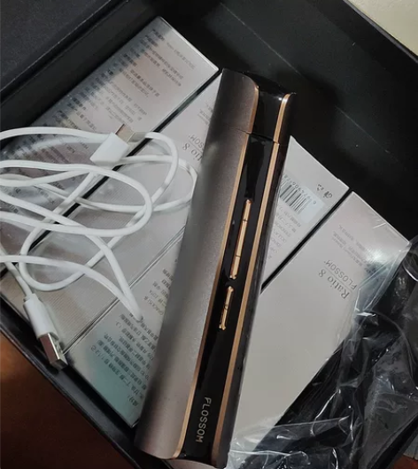 花至美容仪，几乎全新，闲置中，转卖…… 感...