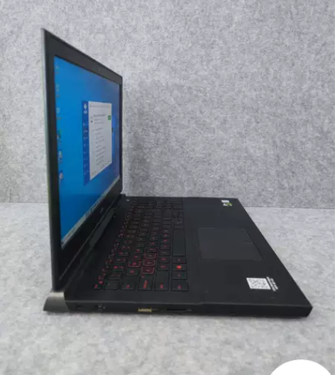 戴尔	15 7000游匣 7567 I7+...