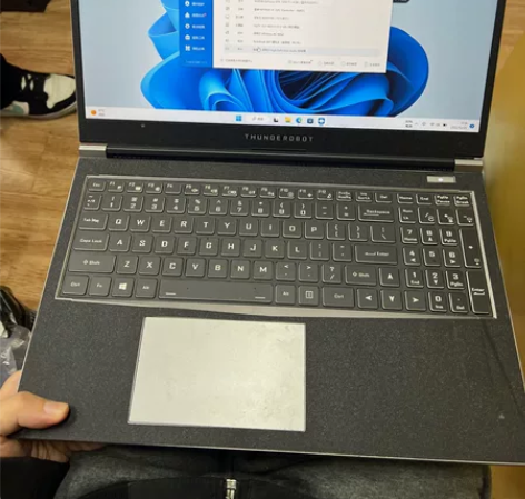 雷神游戏笔记本 型号911m，处理器i7 ...