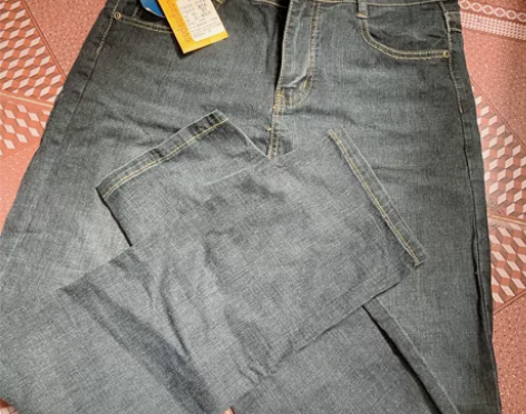 男士牛仔裤 31码 全新 特价出 感兴趣的...