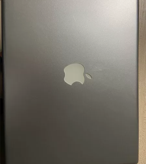 苹果笔记本MacBook pro 感兴趣的...