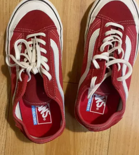 vans过年红板鞋 专柜正品，假一罚十我的...