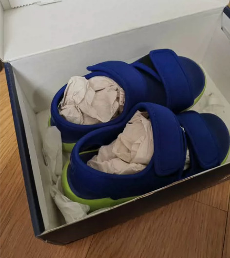 FILA斐乐专柜 童鞋 凉鞋 感兴趣的话点...