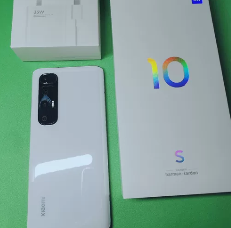 小米10s 8加256 白色手机成色如图所...