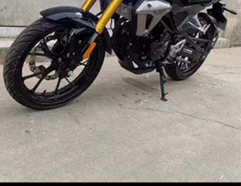 换闪300    原价9800的迅龙v8 ...