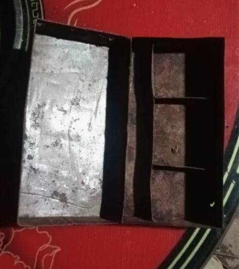 清代的铁皮收纳盒包真售出不退 感兴趣的话点...