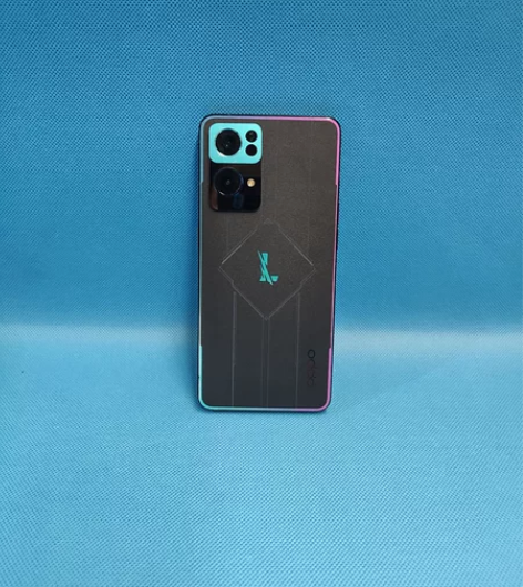 几乎全新OPPO Reno7Pro英雄联盟...