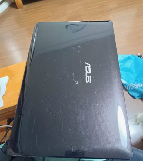 华硕X53U笔记本一台,无屏幕、键盘的退格...