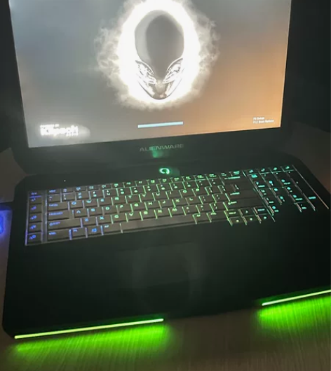 外星人笔记本 alienware 17r3...