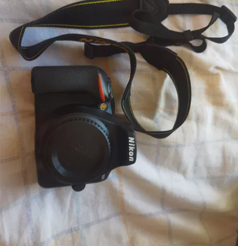 尼康D3500，热血冲动买了，几乎全新，适...
