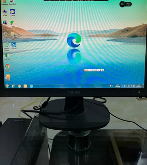 闲置电脑主机四核处理器。电源500W和散热...