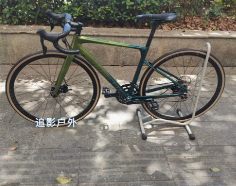 【试骑车处理】公路车自行车超轻休闲单车碳纤...