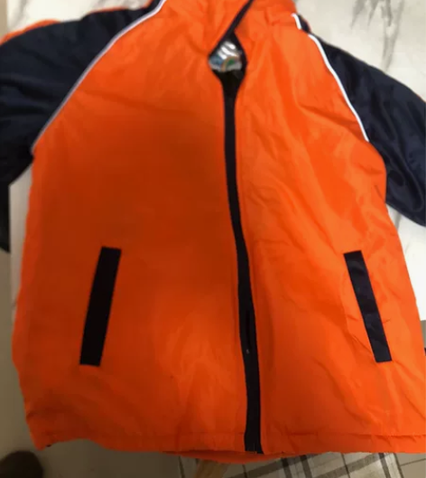 余一批全新校服、有需要的私聊 余125码、...