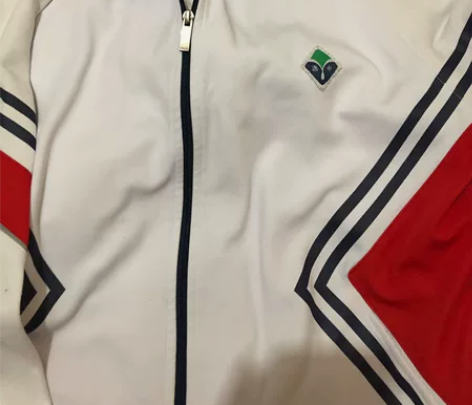 逸夫中学冬季校服一套（180c?m） 感兴...