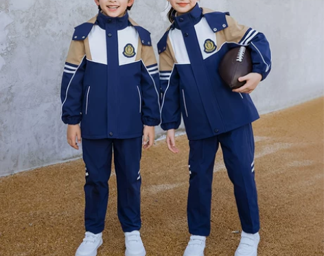 中小学生校服冲锋衣三件套一年级儿童运动会班...