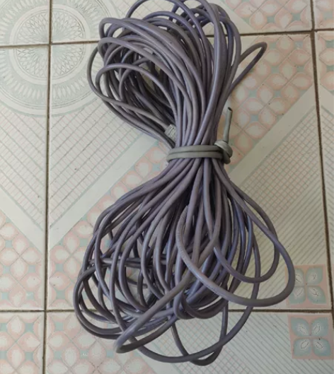 网线 一根20米,只多不少,有水晶头,有需...