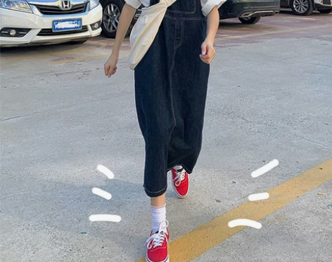 2021年深蓝色牛仔背带裙女宽松胖妹妹大码...