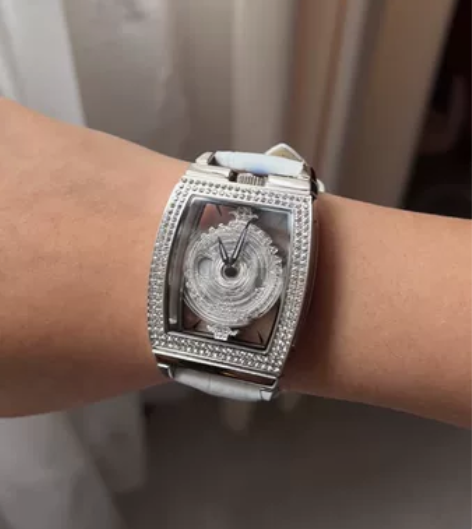 DAVENA蒂玮娜扑克女神时来运转手表女新...