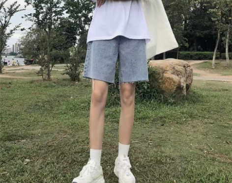 【礼遇价】撕边牛仔短裤女2021夏宽松韩版...