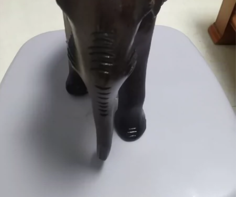 黑檩木雕大象，左耳有点残缺，老物件，售出摡...