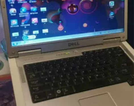 包邮Dell戴尔1501AMD64位双核1...