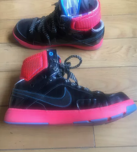 女士Nike耐克休闲鞋运动鞋35码35.5...