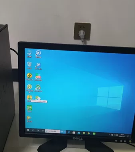 出清华同方电脑，除了没有机箱，其他都在，可...