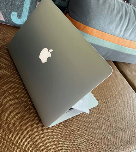 带发票 本人自用i9顶配笔记本苹果电脑， ...