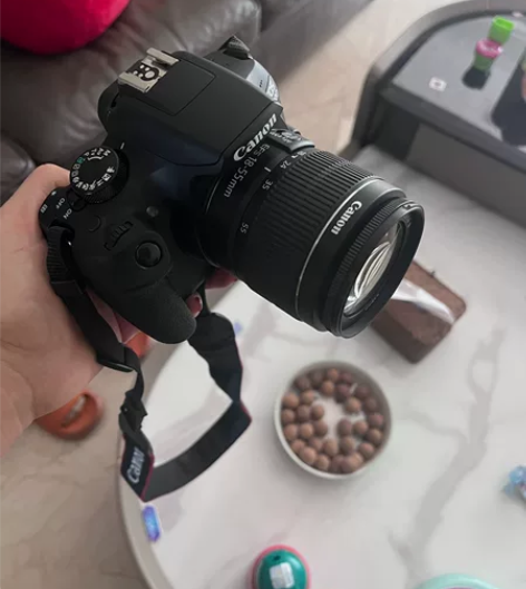 出佳能单反1300d，国行1300d闲置，...