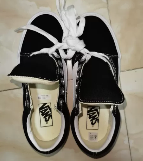 vans闷包板鞋40码上海可自取 感兴趣的...