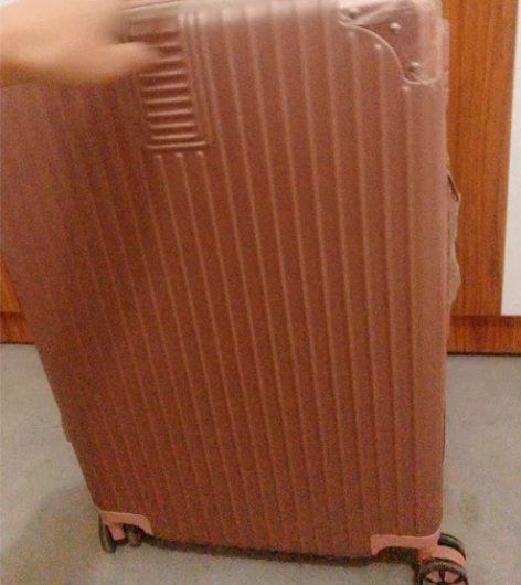 卡帝乐鳄鱼旅行箱男女密码拉杆箱万向轮24寸...