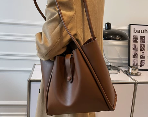 大容量包包女单肩包高级感洋气大学生上课通勤...