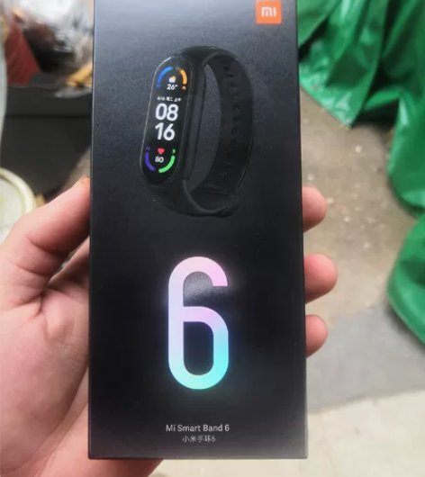 全新小米手环6，积分商城兑换来的，东西是全...
