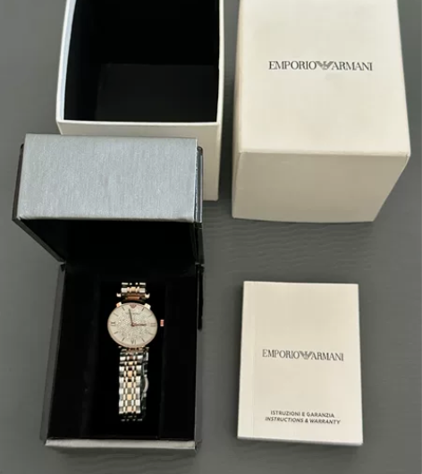 阿玛尼满天星手表女款 全套全新