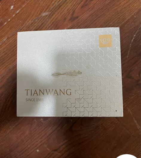 天王石英手表。带了1个月。低价卖了。799...