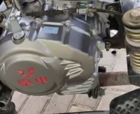 宗申三摩托8层新 四月份购买 买来6500...