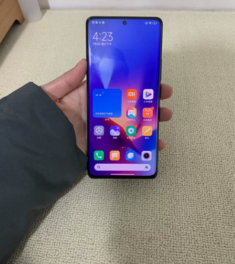 小米12Pro 黑色 8+128 成色不错...