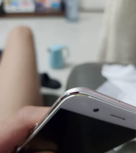 媳妇自用oppoR11 非常爱惜 购于17...