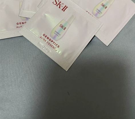 SK-II小灯泡美白精华护肤品小样0.7m...