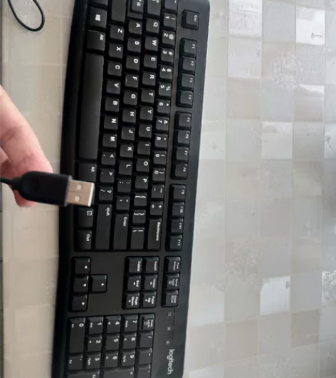 电脑全键键盘，罗技k120 外观如图，没有...