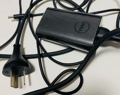 戴尔电脑电源线 闲置出 感兴趣的话点“我想...