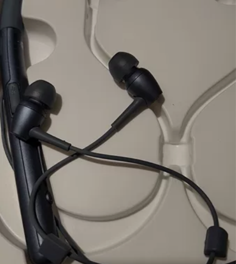 索尼WI-H700入耳式无线蓝牙耳机，九点...