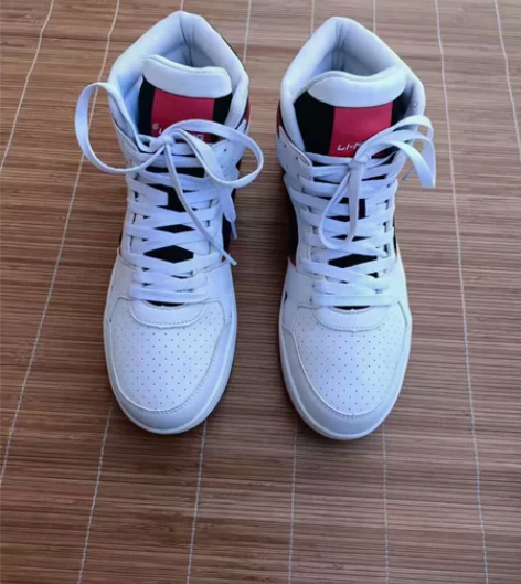 43码 李宁运动鞋          鞋子...